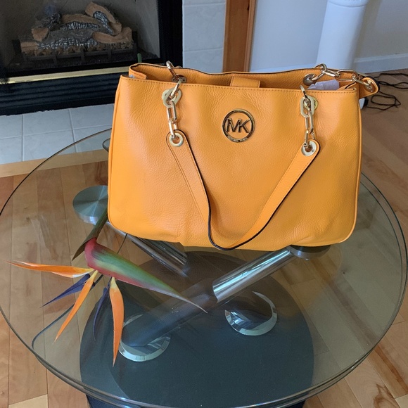 NWT-Micheal Kors Women's Yellow Handbag